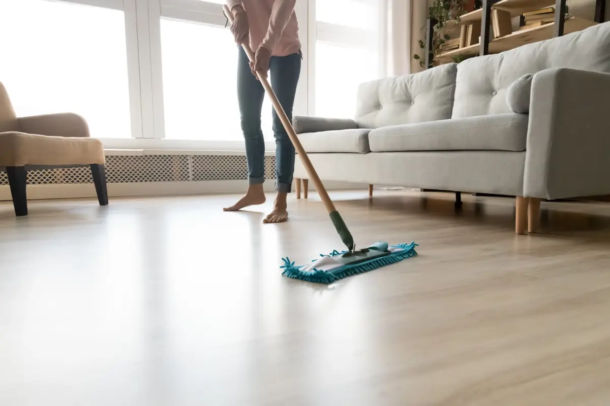 Laminate Daily Care | DeGraaf Interiors