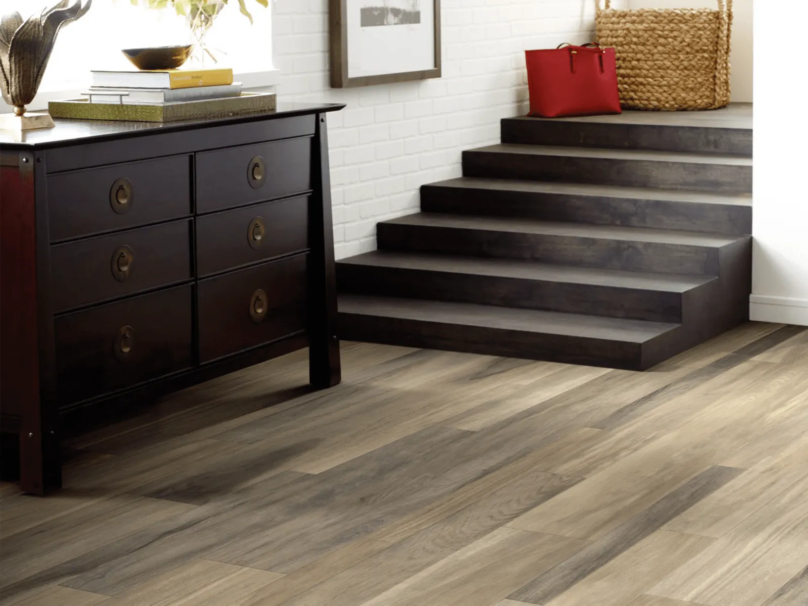 vinylHeader-1-bc Luxury Vinyl Flooring | DeGraaf Interiors