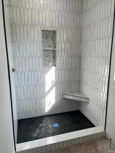 DeGraaf-shower-Image-006 Bathroom Tile | DeGraaf Interiors
