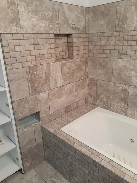 DeGraaf-shower Tile | DeGraaf Interiors
