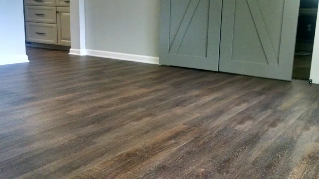 DeGraaf-vinyl-gal-img021 Vinyl Flooring | DeGraaf Interiors