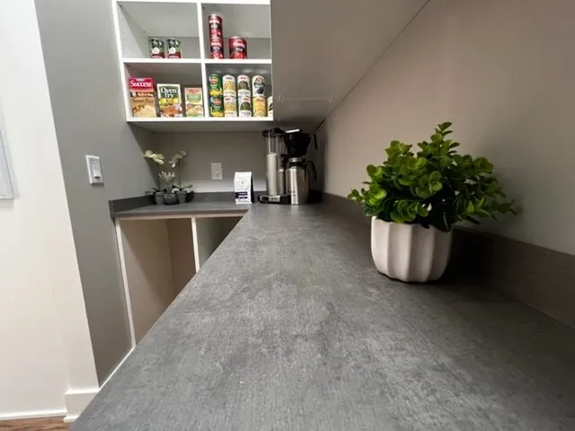 dgraf-img-Countrtop-lam-006 Kitchen Countertop | DeGraaf Interiors