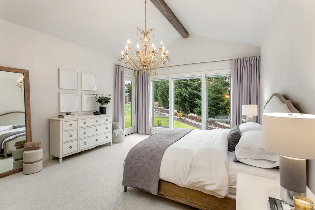 Bedroom flooring | DeGraaf Interiors