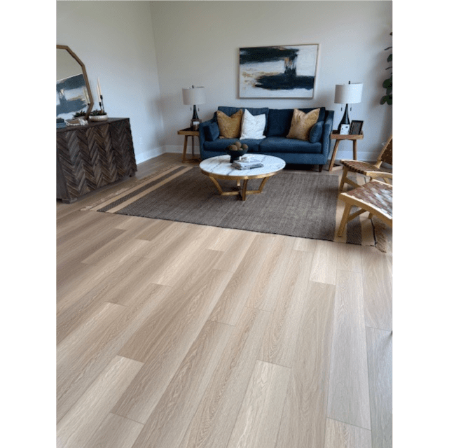 Vinyl Vinyl | DeGraaf Interiors