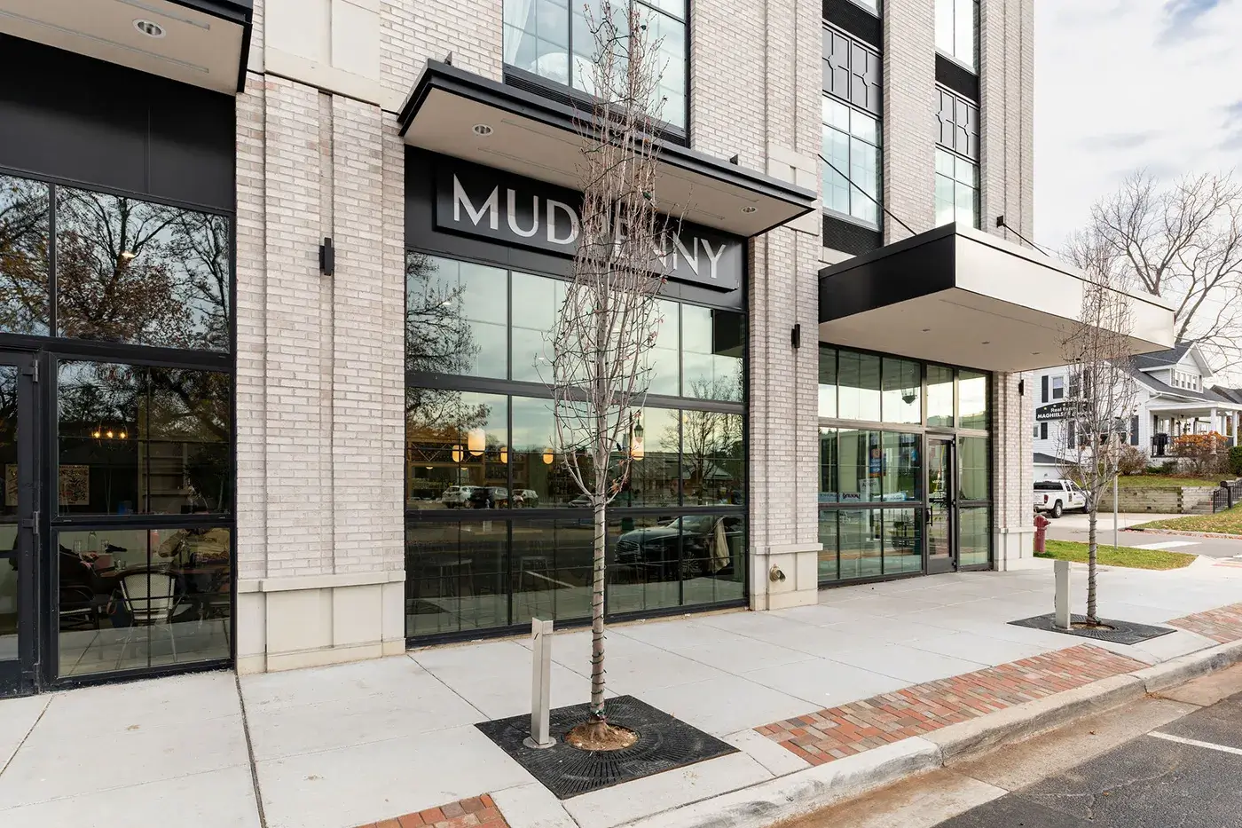 Mudpenny front | DeGraaf Interiors