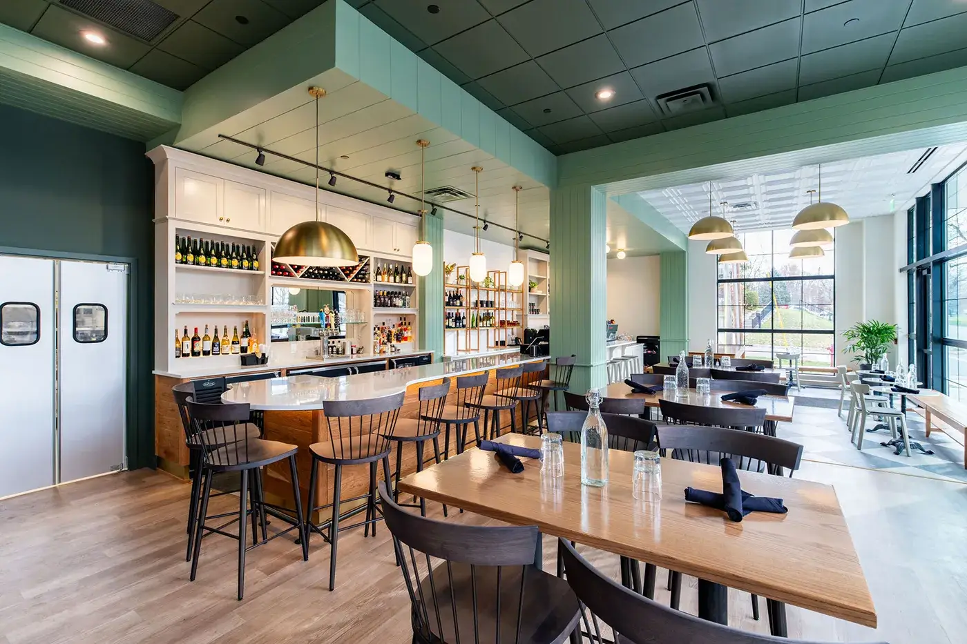 Mudpenny bar counter | DeGraaf Interiors